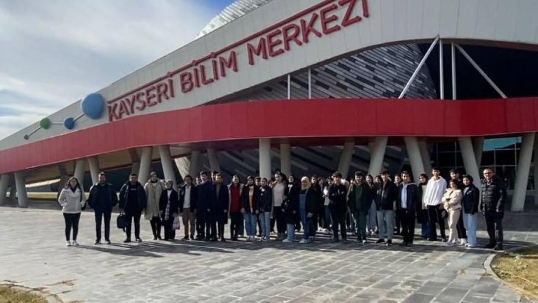 ADA Projesiyle Bilim Yolculuğu: İncesu Öğrencileri Erciyes Üniversitesi ve Kayseri Bilim Merkezi'nde