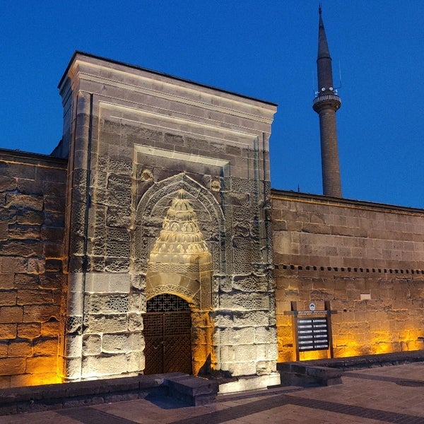 İlimizde Çanta ve Ebru Sanatı ile Hat ve Kaligrafi